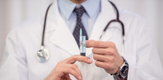 Medicin mot patientens vilja – får skadestånd läkare med injektionsspruta