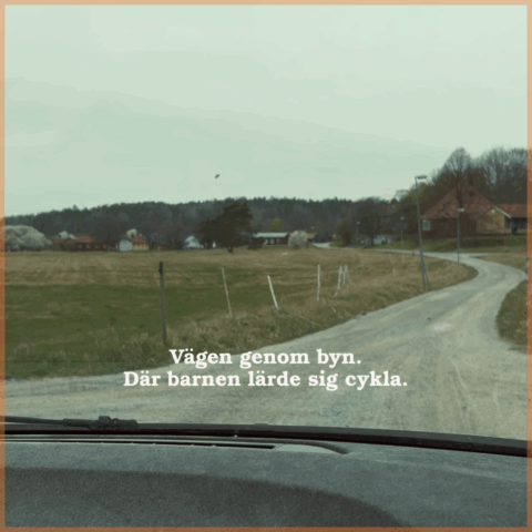 Klicka för bildspel En grusväg som löper genom Barnbyn Skå.